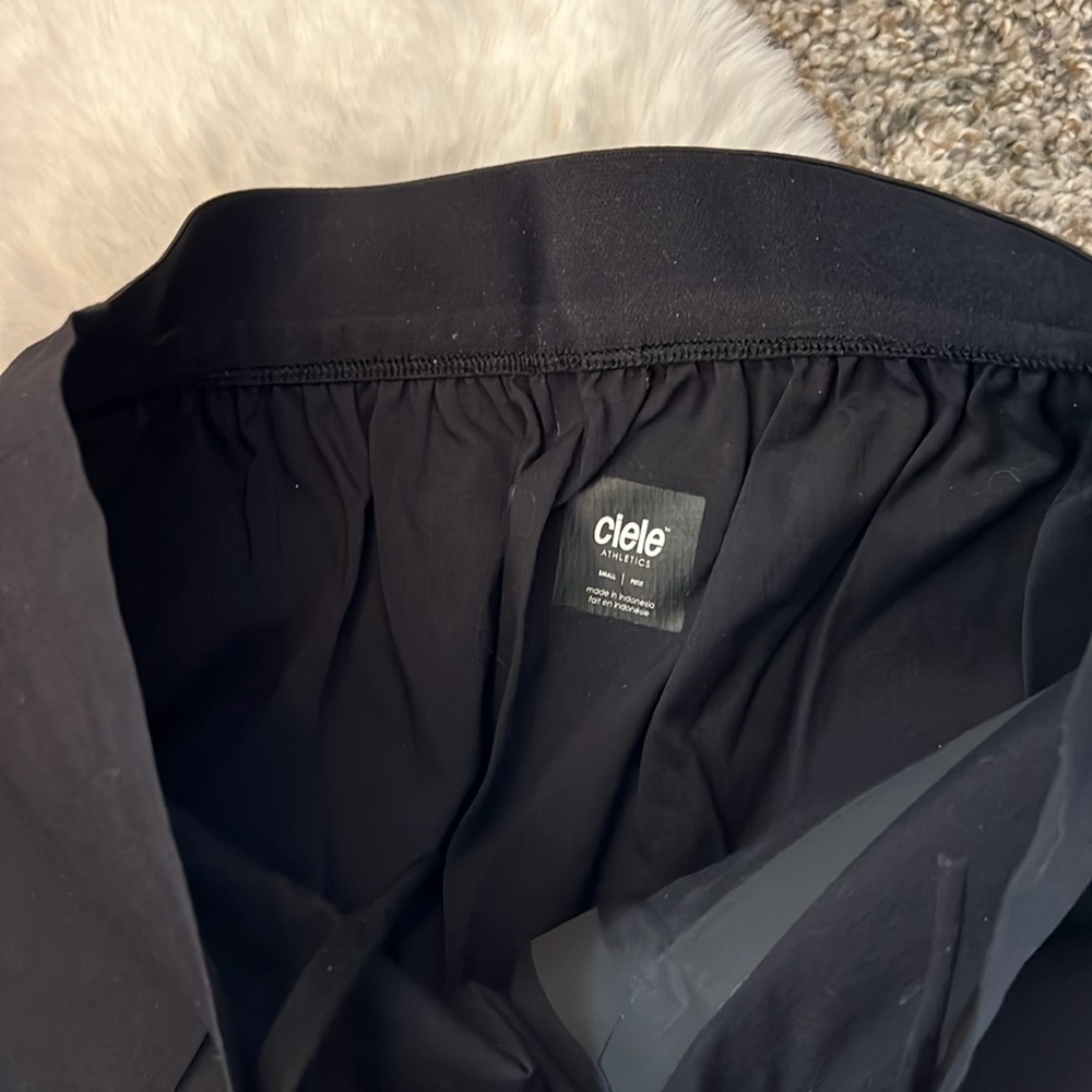 NEW Ciele W EVDShort - Elite - Shadowcast Shorts size small - Picture 6 of 7